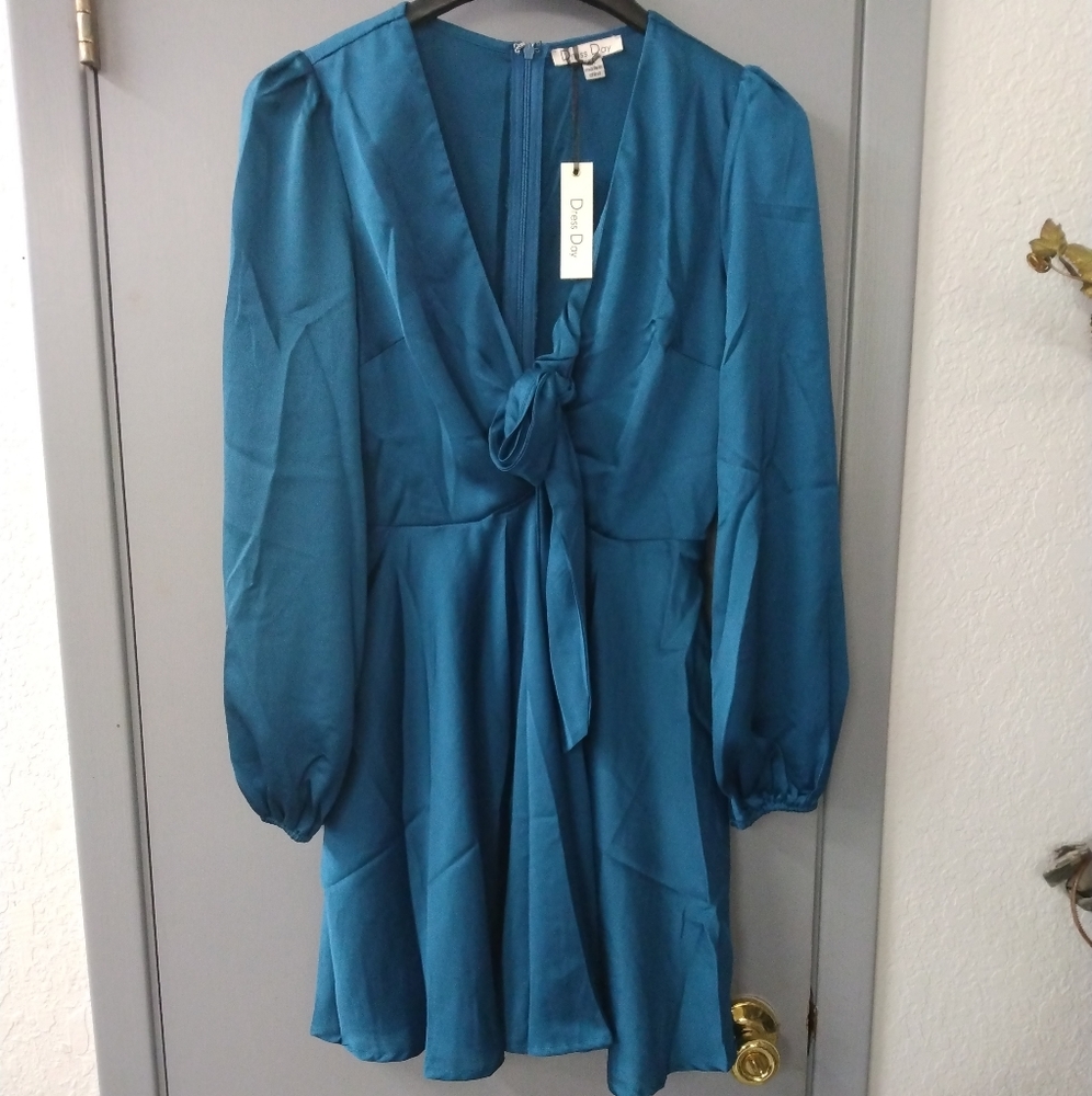 Dress day teal size M tie front mini dress